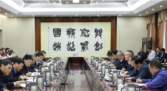 集團公司召開第一批“不忘初心、牢記使命”主題教育整治整改“回頭看”暨第二批工作推進會